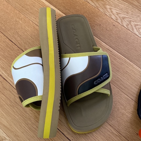 New Coach CA326 Mens Size 11 Light Surplus Sport Colorblock Slides Sandals $179 - Picture 5 of 7